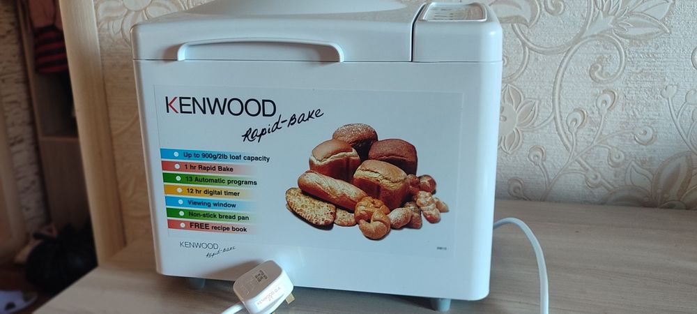 Продам Хлебопечку