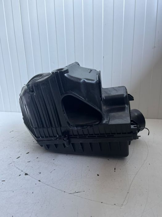 Carcasa Filtru Aer Volvo S60 S80 V60 V70 XC60 XC70 2014+ 31319684