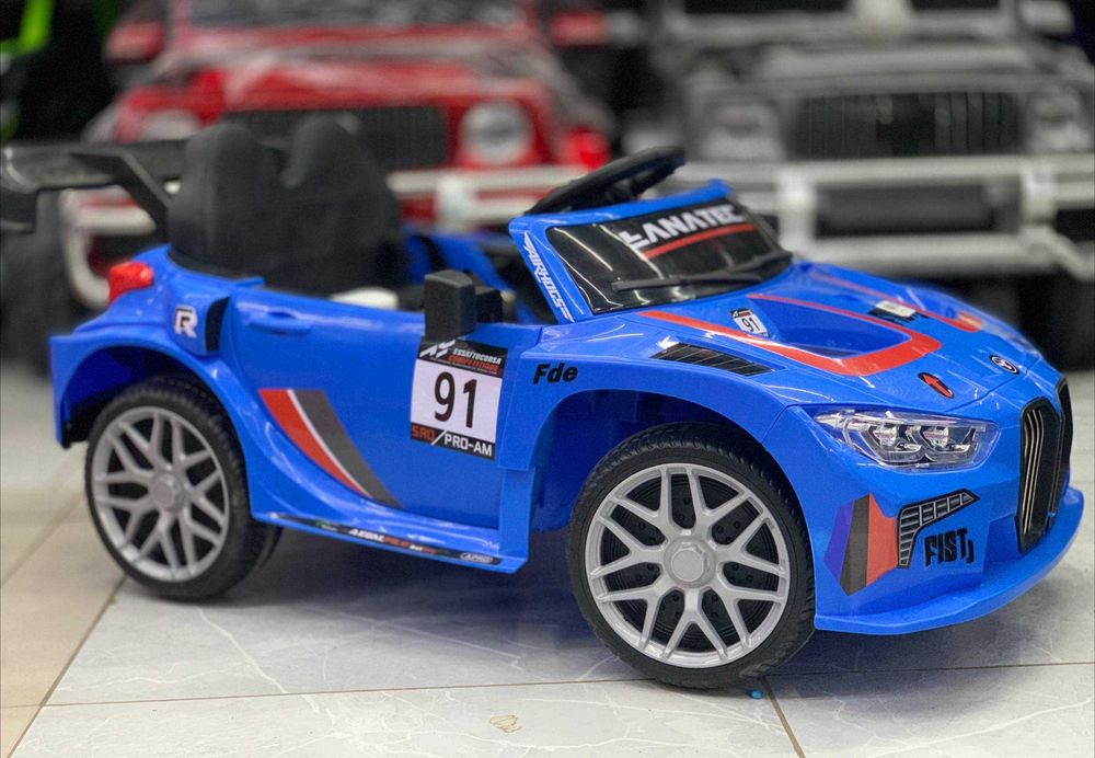 BMW M4 GT3 "Fanatec Edition" – Bolalar uchun elektr elektromobili