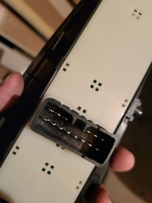 Запчасть  на хюндай элантра . .