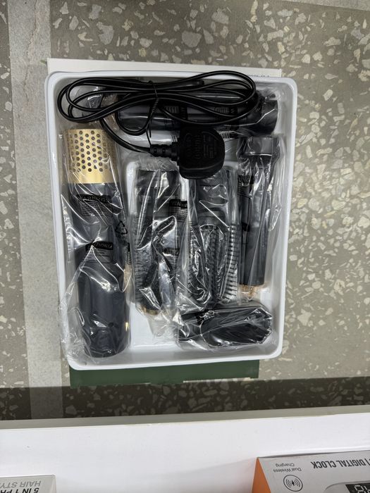 Dyson fen green lion va hoco