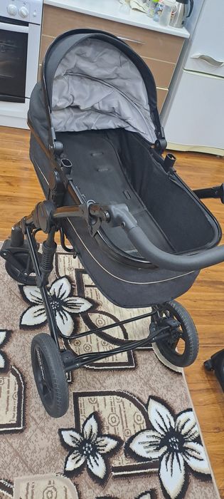 Коляска детская ч