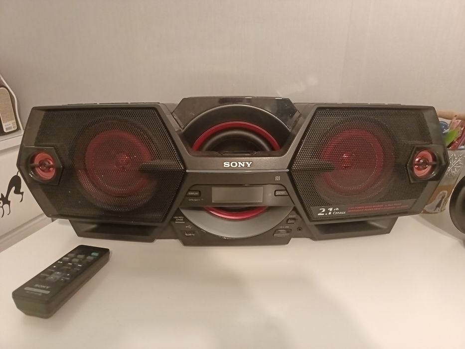 Дистанционно-работещо и уредба Sony за части