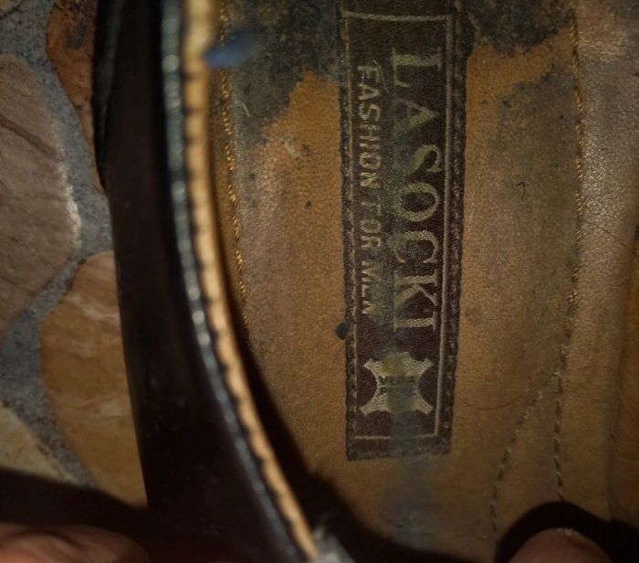 Pantofi barbati piele naturala marcaLasocki masura44-45 stare perfecta