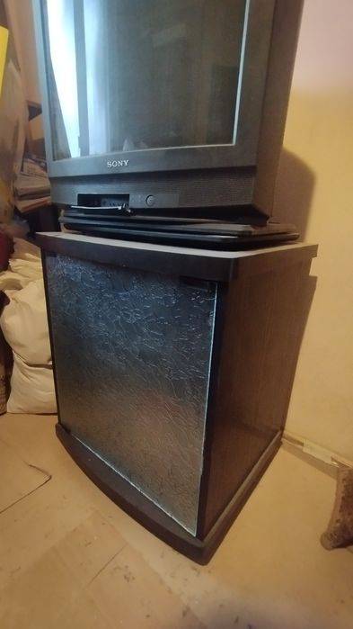 TV шкаф с витрина 55х46х66