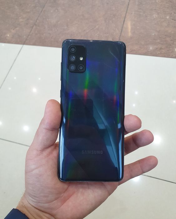 Samsung Galaxy A71 128 GB срочно