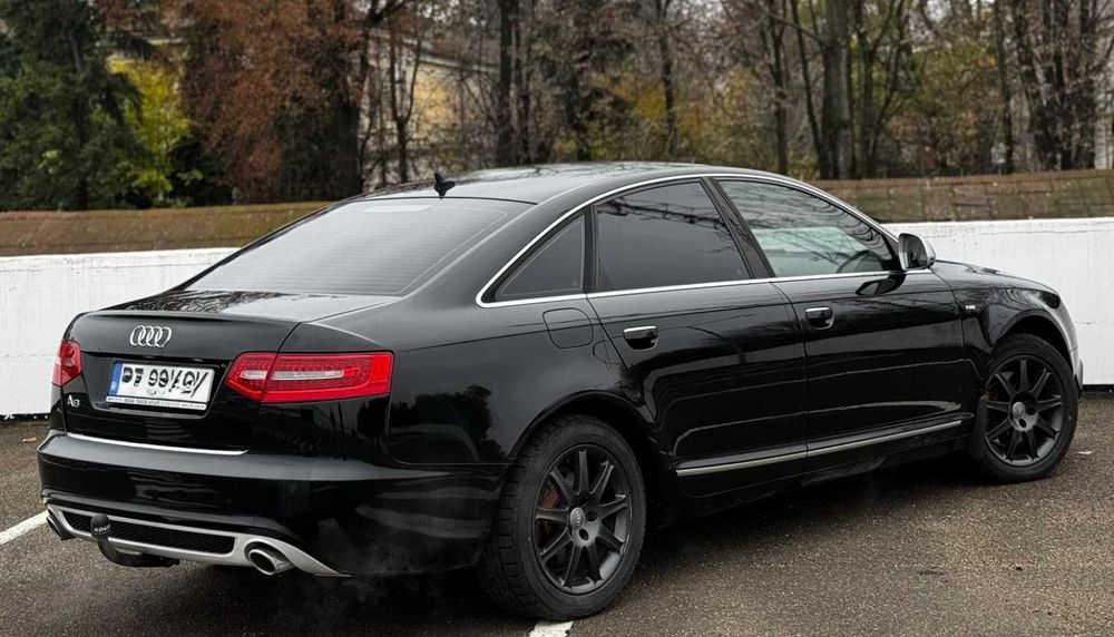 Audi A6 S-line Sedan