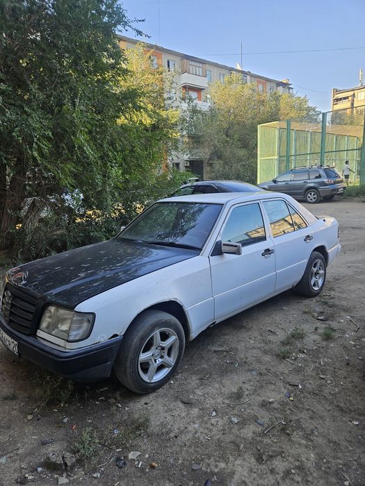 Мерседес бенз 124