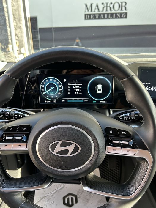Hyundai. Elantra.  Sotiladi