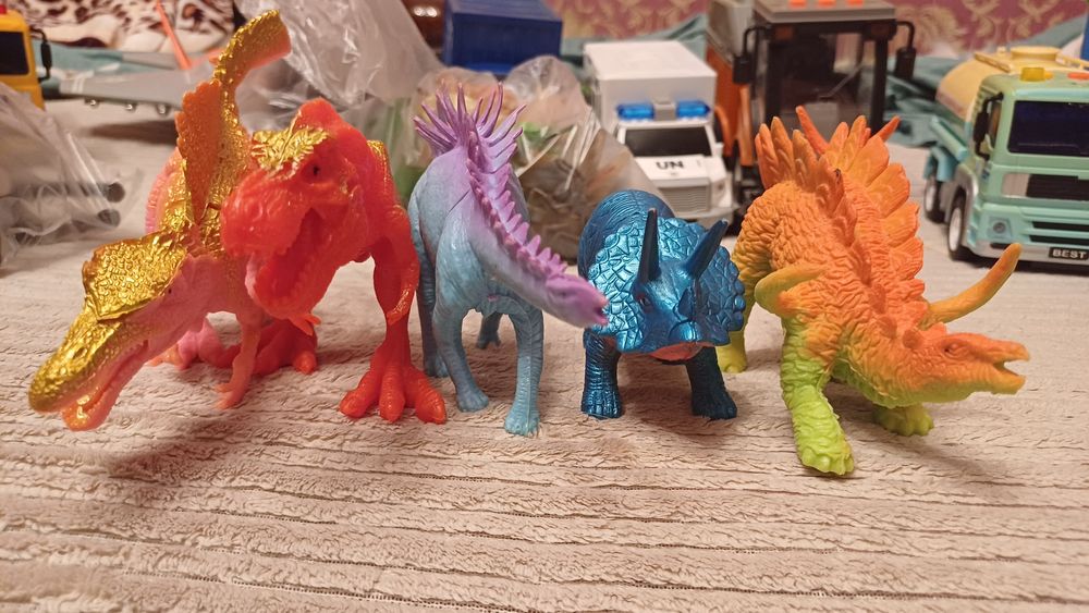 Наборы животных 1000 тг