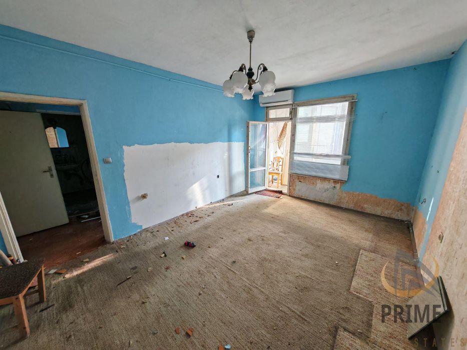 Продава се Едностаен апартамент в Бургас, Славейков - 47 кв.м за 1596 €/кв.м - Снимка #1