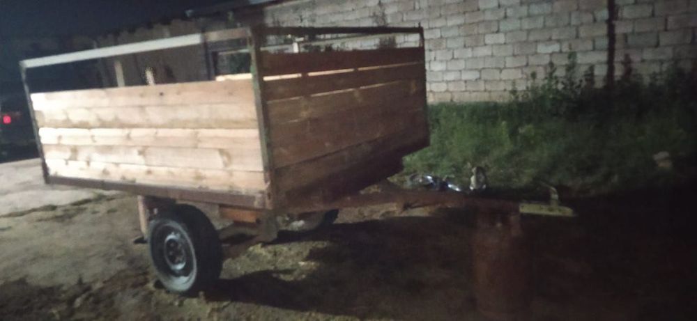 Машина сатылады.