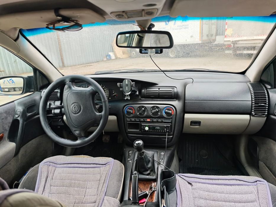 Продаю машину Opel Omega b