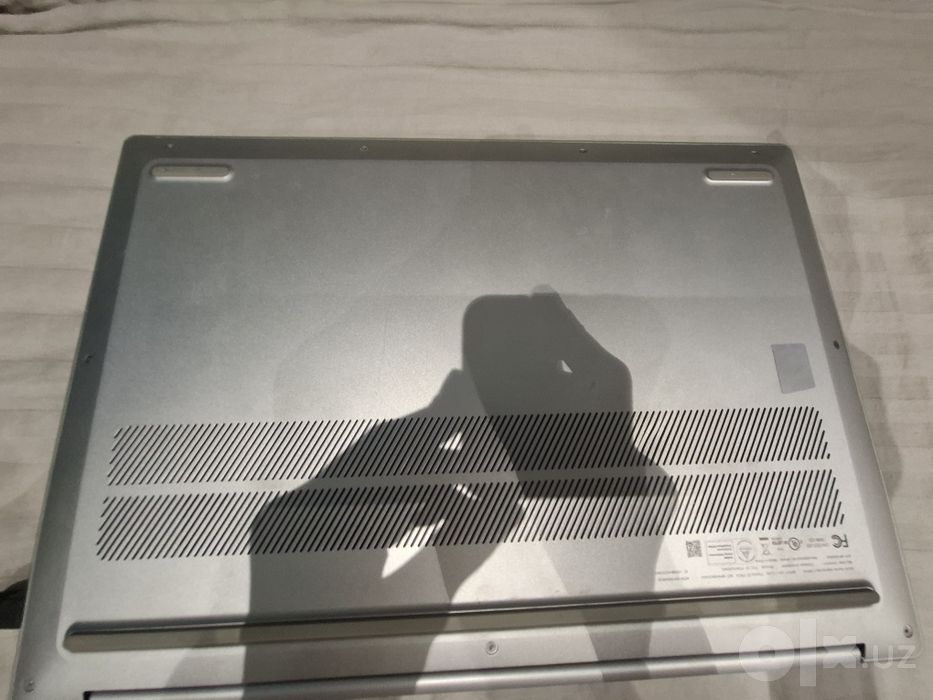 Lenovo idea pad slim 5,i5 120u 16 gb 512gb