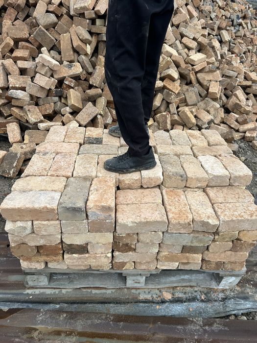 Огнеупорный кирпич