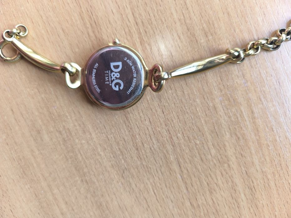 Часы Dolce &Gabbana Quartz