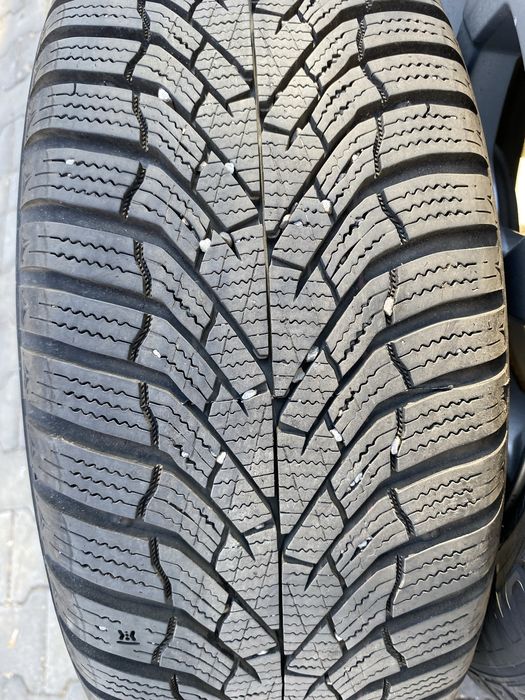 Jante cu cauciucuri de iarna