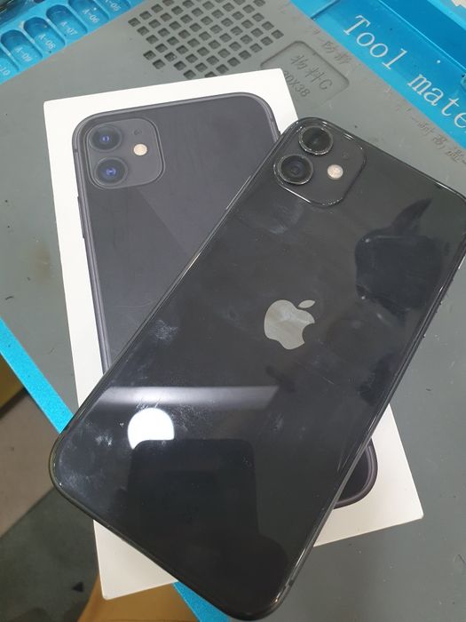 iPhone 11 128gbb