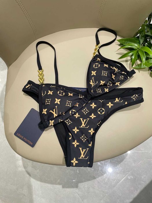 Aduc pe comanda Costume de baie LOUIS VUITTON orice model