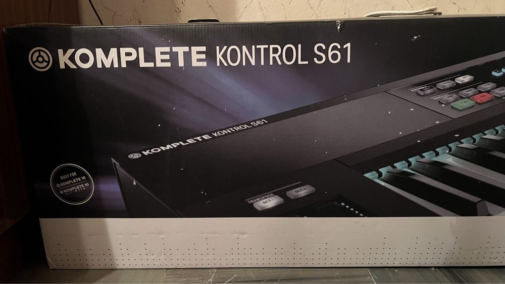 Клавиатура MIDI Native Instruments Komplete Kontrol S61