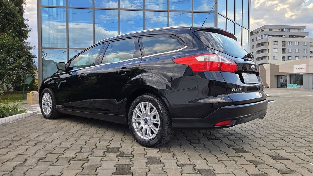 FORD Focus 2012 — imagine 4