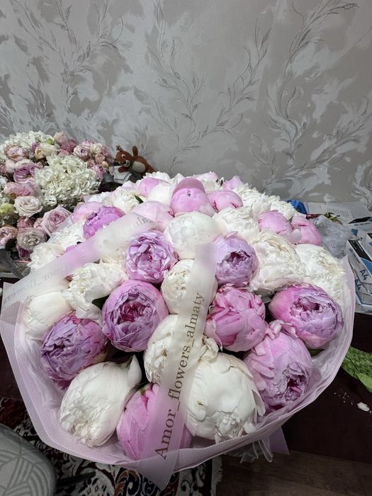 букет пион свежие