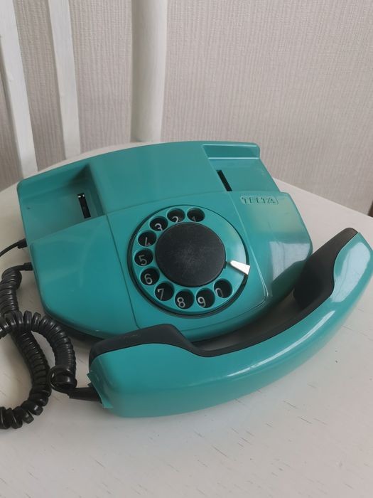 Телефон. Из СССР.
