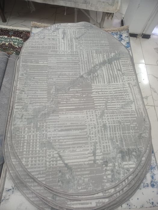 Коврый шолковый клем