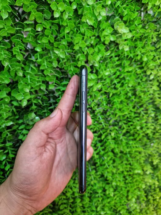 iPhone 11Pro Max (256GB) FacID, Truton Ishlaydi Yomks 100% Sotiladi.