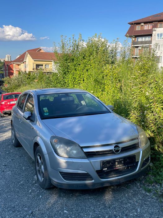 Opel Astra 1.6 2004 doar pentru recondițoniat sau pentru dezmembrare