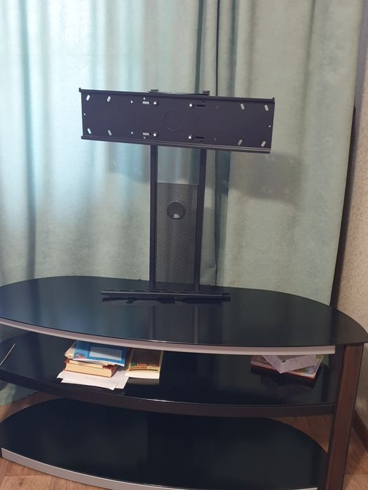 Тумба под телевизор