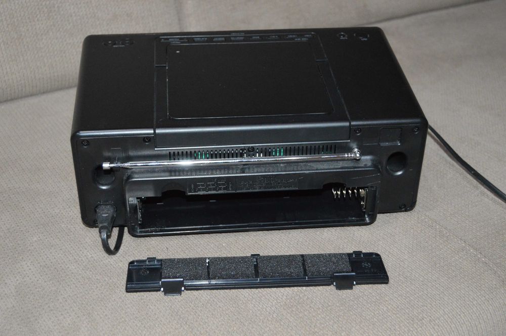Sistem Audio Portabil Panasonic RX-D70BT – Bluetooth, CD, DAB+, FM, USB