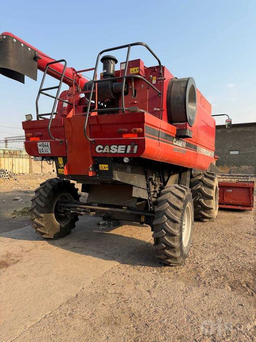Зерноуборочный комбайн Case IH AF 4088 4WD