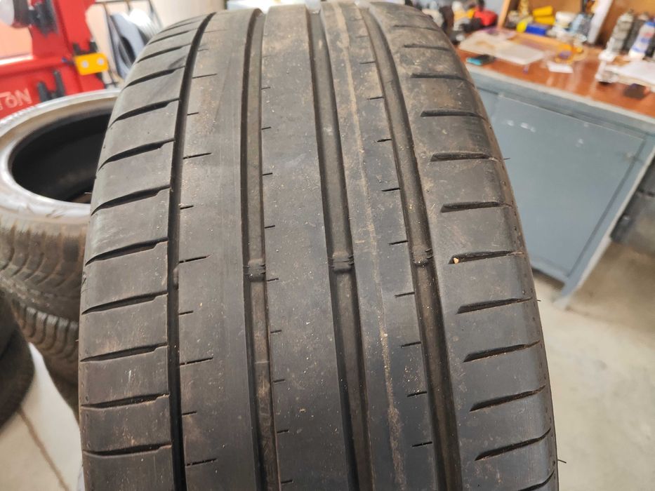 2бр.летни гуми 255/40/21 Falken