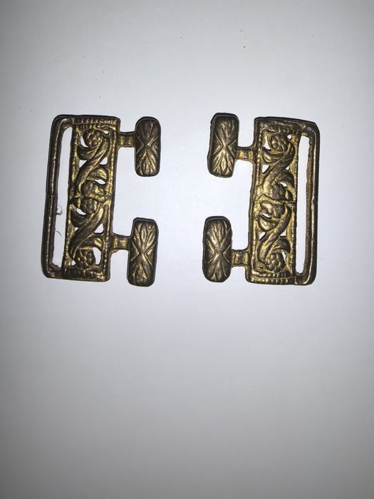 Продавам малка пафта за носия