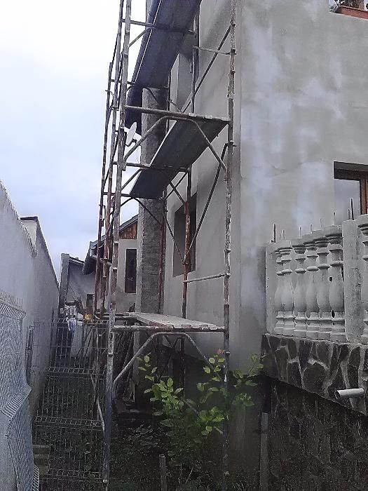 Inchiriez Schela Schelă Metalică