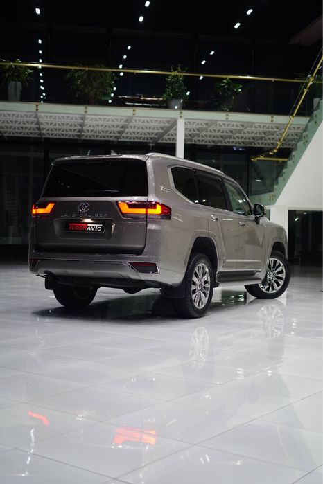 Toyota LC300 в Ташкенте