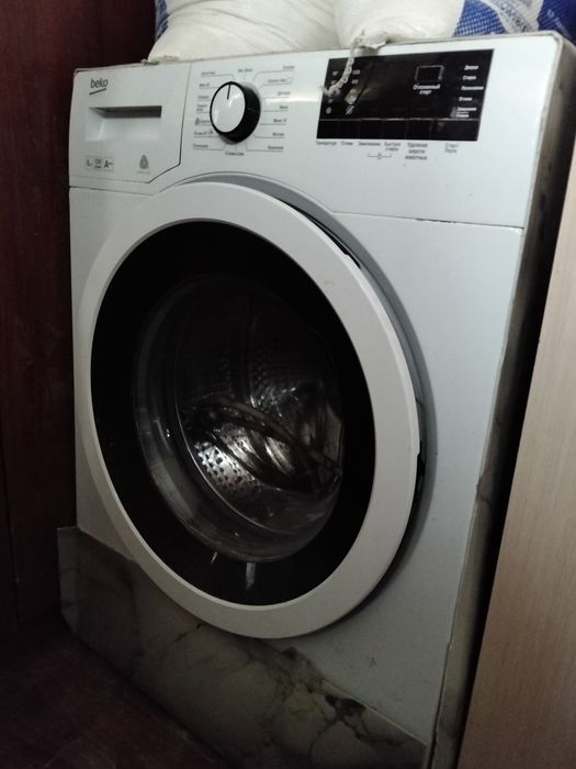 Продам стиральную машину