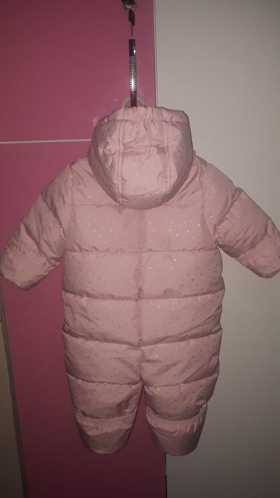 Зимний комбинизон от 6 до 9 месяцев