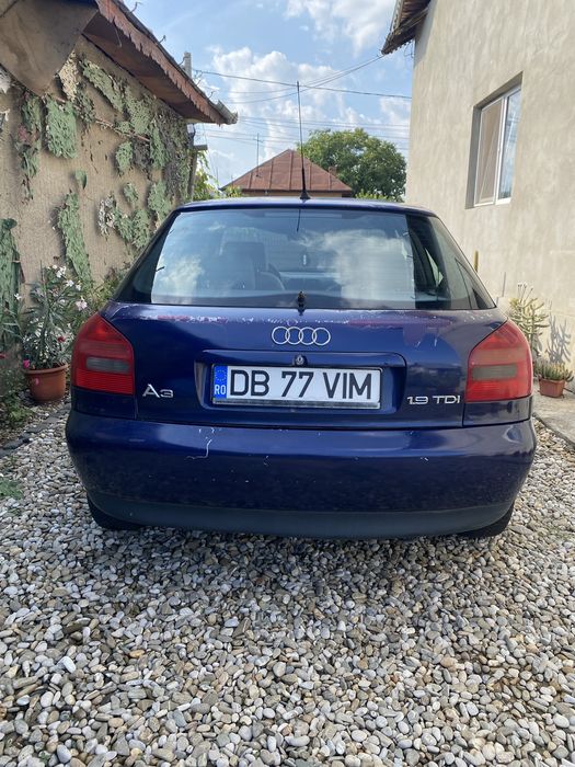 Audi A3 1.9 TDI • 2001 • 266.845 km • Manuală