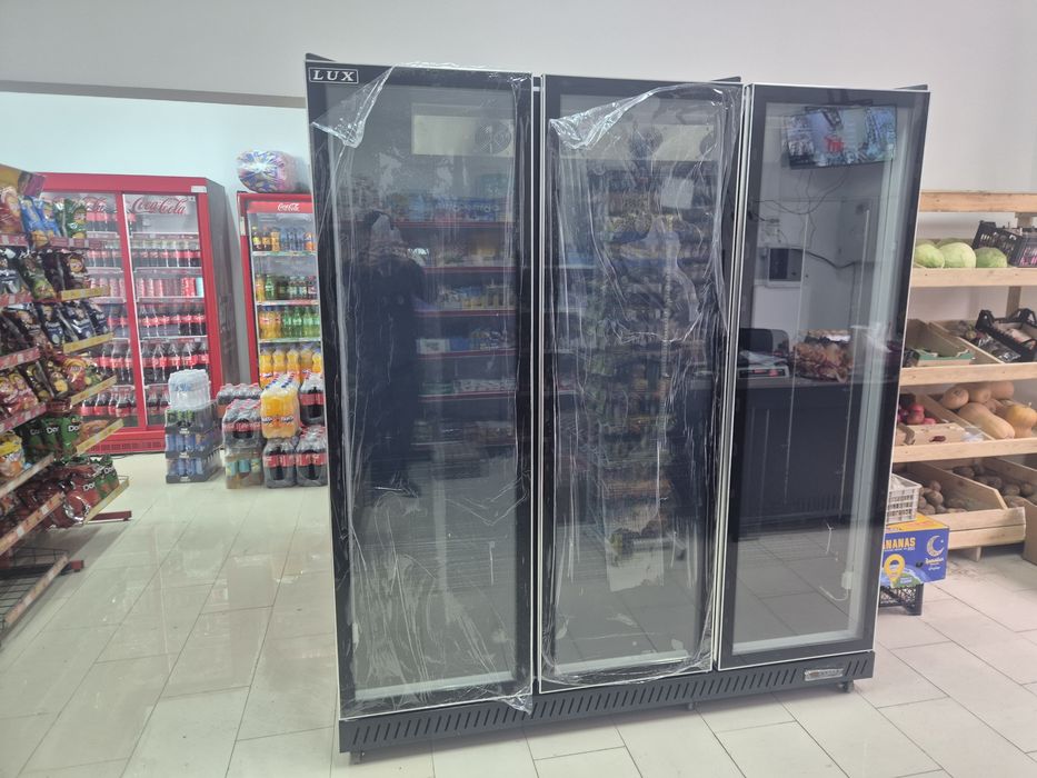Холодильник витрина дла магазин