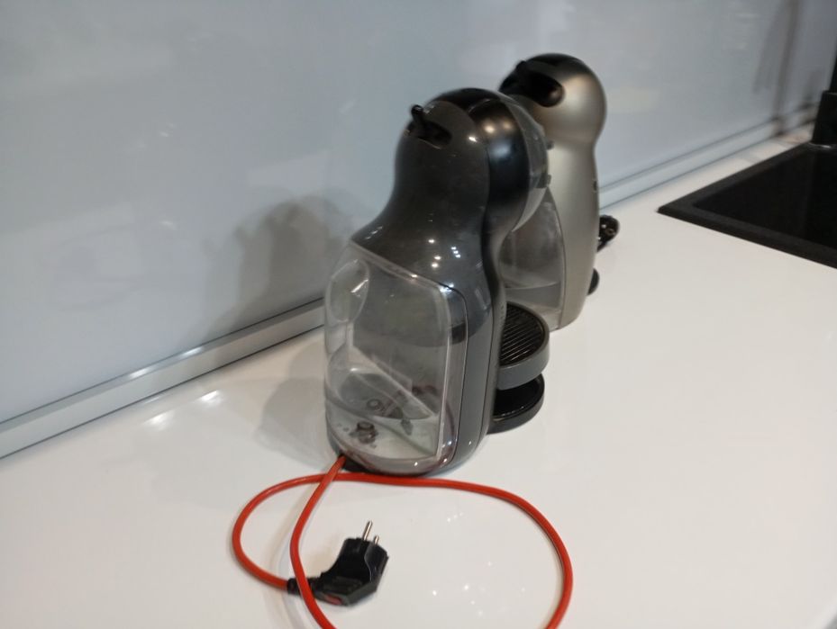 Кафемашина Dolche gusto piccolo 2бр.