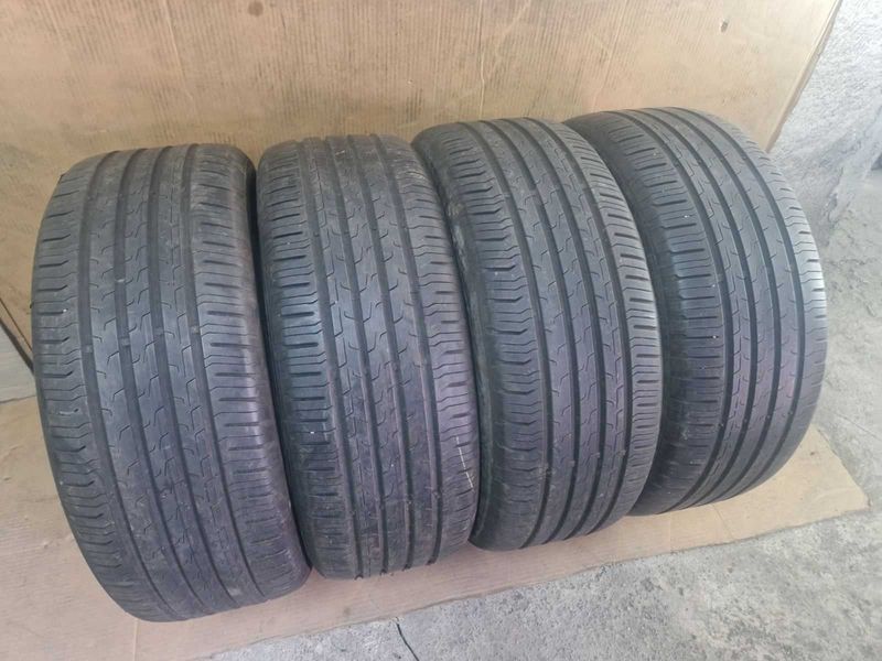 4 Continental R19 235/50
летни гуми
DOT1022