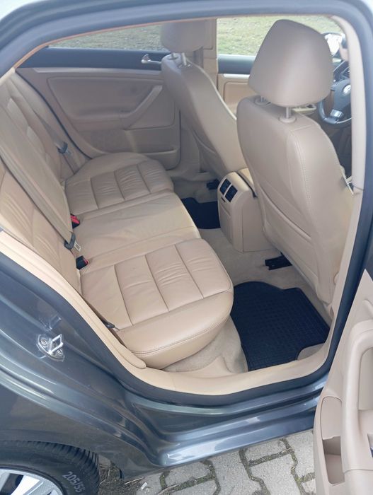 Volkswagen Jetta  170 cp Diesel klimatronic