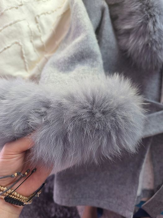 Palton blana naturala stufoasa  calduros iarna