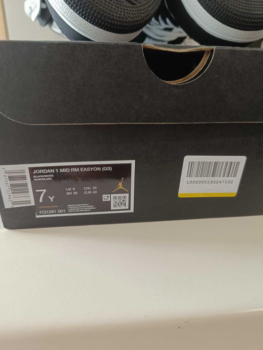 Мъжки маратонки Jordan 1 Mid RM р-р 40