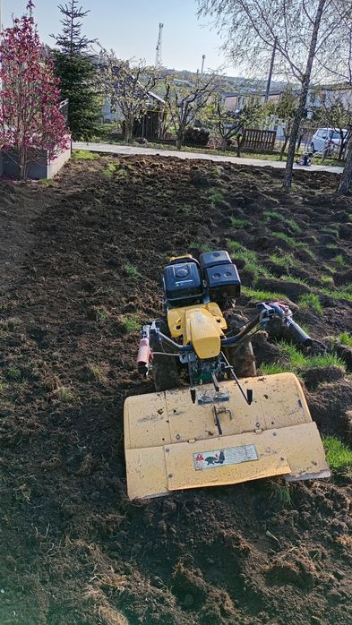 Nivelare îndreptare peluze, pregătire teren cu motocultor de 16cp