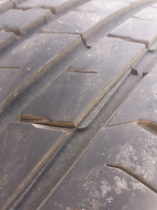 Продавам летни гуми с лети джанти 185/65 R15