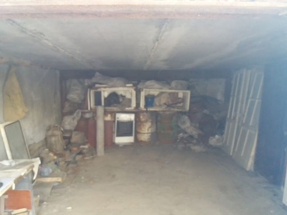 Продам гараж с документами.