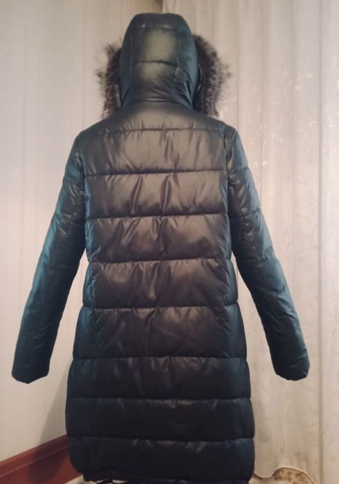 Пуховик   зимний  продам